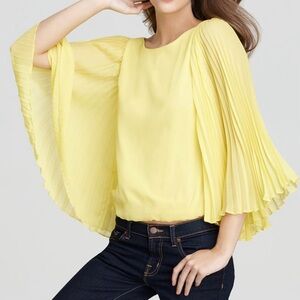 Alice & Olivia corral